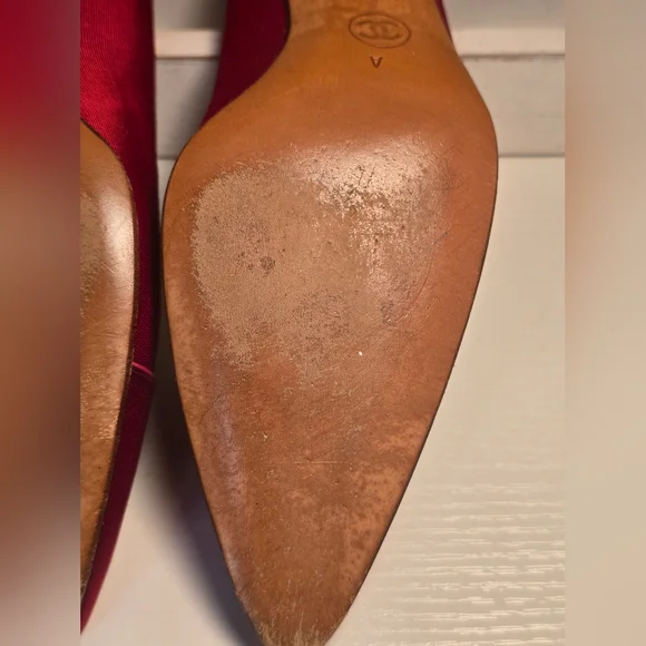 CHANEL Authentic Vintage Red Fabric Pumps toe cap Kitten Heel Size 6.5 - Picture 9 of 12